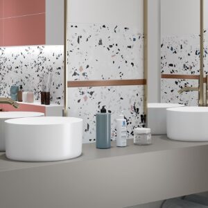 ESSENZA FLAKE SATIN 25X75 G1